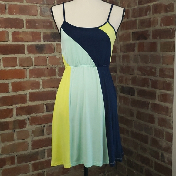 Forever 21 Dresses & Skirts - Forever 21 colorblock spaghetti strap dress sz S